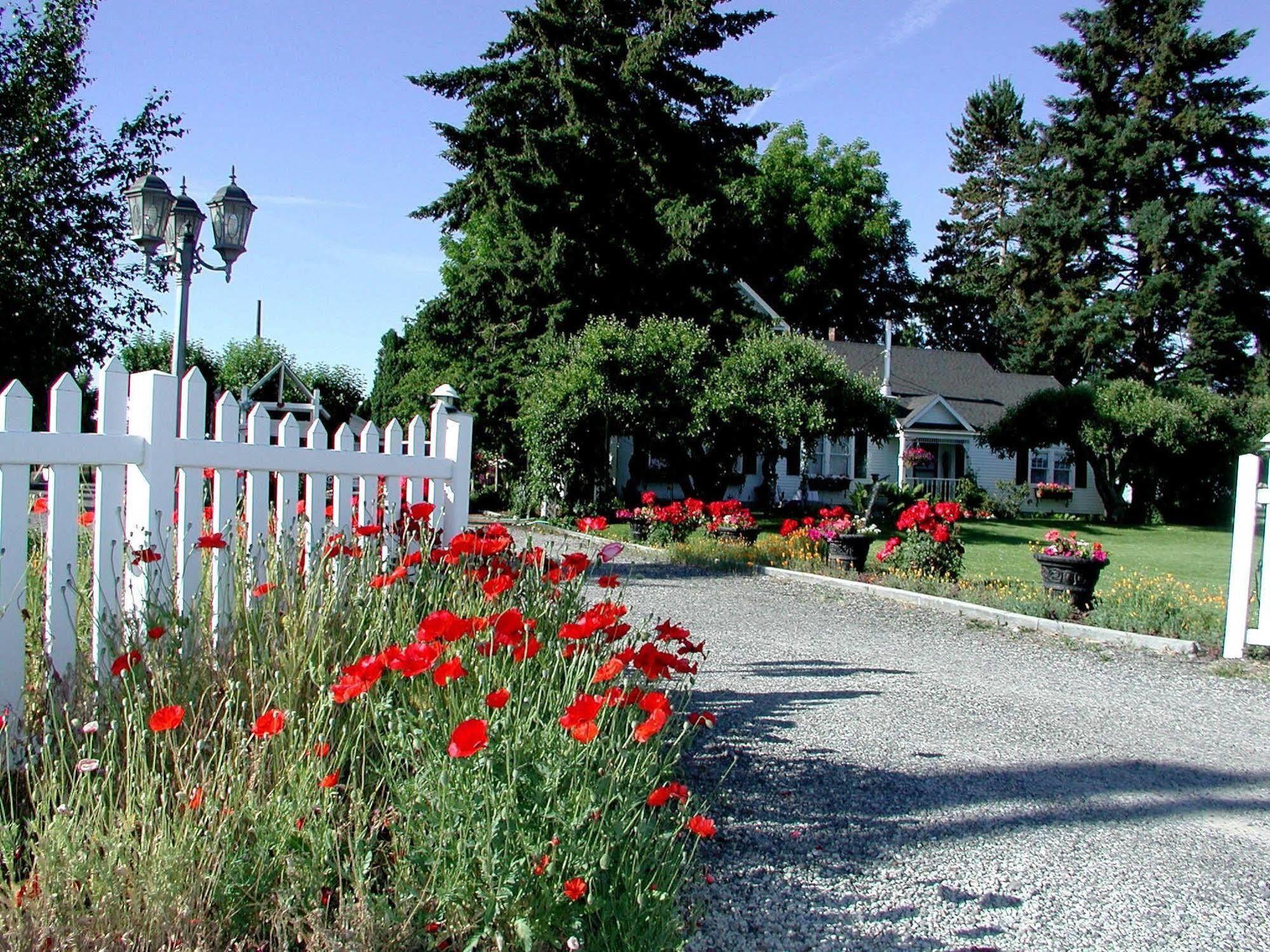 Cozy Rose Inn Prosser Bagian luar foto